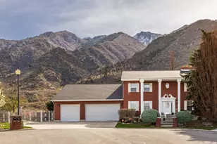 2676 E Hill Climb Cir S, Sandy, UT 84092 - Photo 1