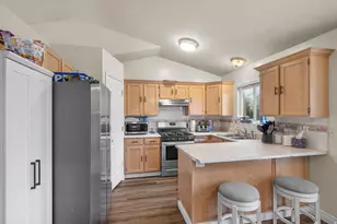 1357 S 2950 E, Spanish Fork, UT 84660 - Photo 10