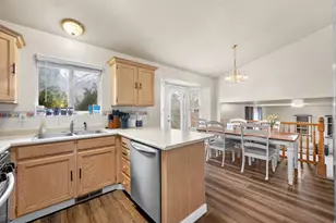 1357 S 2950 E, Spanish Fork, UT 84660 - Photo 14