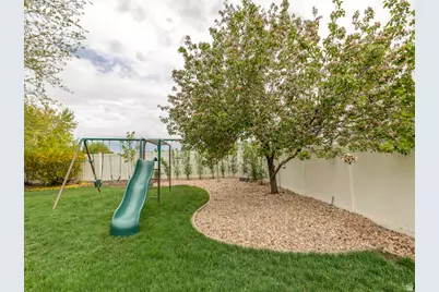 341 W 600 N, Lindon, UT 84042 - Photo 38