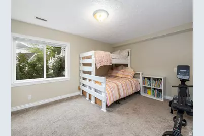 341 W 600 N, Lindon, UT 84042 - Photo 14