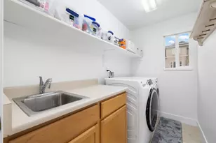 341 W 600 N, Lindon, UT 84042 - Photo 16