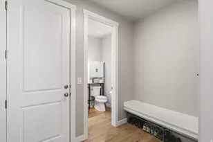 3233 W 2500 N, Clinton, UT 84015 - Photo 12