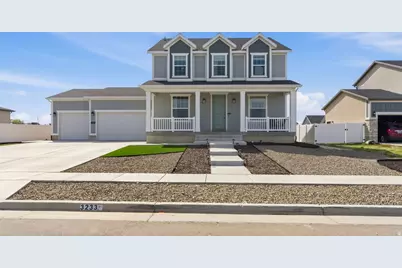 3233 W 2500 N, Clinton, UT 84015 - Photo 2