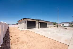 4945 N 970 E, Enoch, UT 84721 - Photo 40
