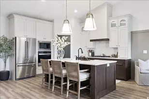 2554 S 2430 W, Syracuse, UT 84075 - Photo 2