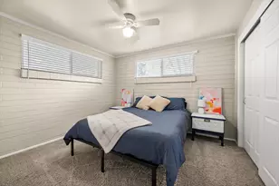 8501 S 1475 E, Sandy, UT 84093 - Photo 12