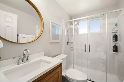 8501 S 1475 E, Sandy, UT 84093 - Photo 14