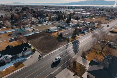 252 E Center St, Lindon, UT 84042 - Photo 8