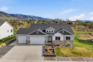638 E Canyon Rim Rd, Smithfield, UT 84335 - Photo 2