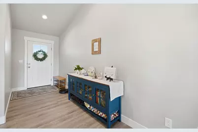 638 E Canyon Rim Rd, Smithfield, UT 84335 - Photo 4