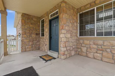 449 E Apple Blossom Dr, Pleasant Grove, UT 84062 - Photo 4