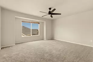 449 E Apple Blossom Ln, Pleasant Grove, UT 84062 - Photo 14