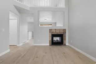 449 E Apple Blossom Dr, Pleasant Grove, UT 84062 - Photo 6