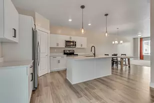 1052 W 1970 S, Orem, UT 84058 - Photo 12