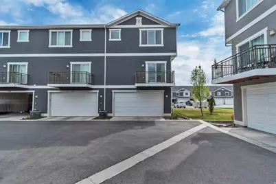 1052 W 1970 S, Orem, UT 84058 - Photo 2