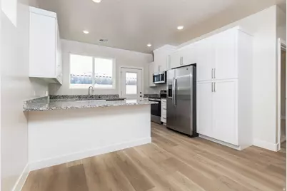 2604 N Clark Pkwy, Cedar City, UT 84721 - Photo 2