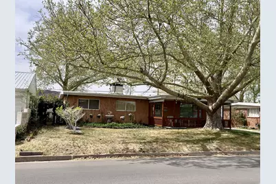 384 Tusher St, Moab, UT 84532 - Photo 2