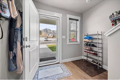 371 E 2050 N #1, North Ogden, UT 84414 - Photo 6