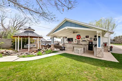 141 N 600 E, Mapleton, UT 84664 - Photo 2