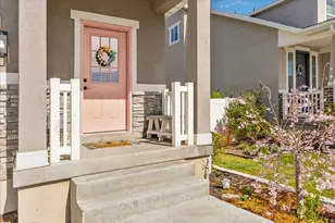 994 W Osprey Dr, Stansbury Park, UT 84074 - Photo 4