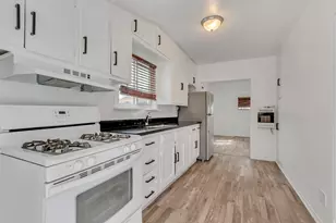 8831 S 400 E, Sandy, UT 84070 - Photo 12