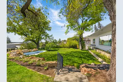 2025 Oak Ln, Provo, UT 84604 - Photo 48