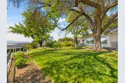 2025 Oak Ln, Provo, UT 84604 - Photo 72
