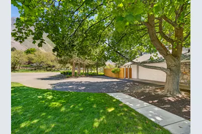 2025 Oak Ln, Provo, UT 84604 - Photo 64