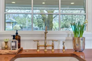 2025 Oak Ln, Provo, UT 84604 - Photo 18