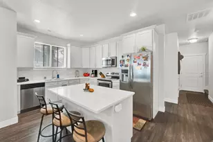 7082 W Oromia View Dr, West Valley, UT 84128 - Photo 8