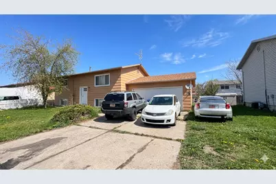 959 Three Point Ave, Logan, UT 84321 - Photo 2