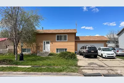 959 Three Point Ave, Logan, UT 84321 - Photo 1