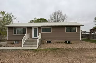 378 N 800 E, Roosevelt, UT 84066 - Photo 1