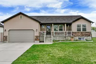 2679 W 2500 N, Clinton, UT 84015 - Photo 1