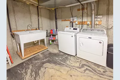 2679 W 2500 N, Clinton, UT 84015 - Photo 24