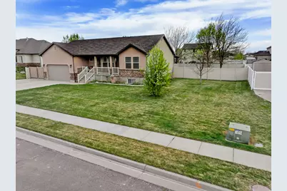 2679 W 2500 N, Clinton, UT 84015 - Photo 2