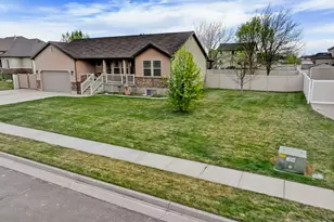 2679 W 2500 N, Clinton, UT 84015 - Photo 2