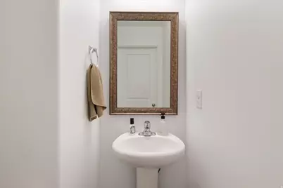 282 N Starboard Dr, Saratoga Springs, UT 84045 - Photo 10