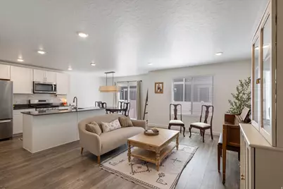 282 N Starboard Dr, Saratoga Springs, UT 84045 - Photo 4