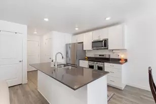 282 N Starboard Dr, Saratoga Springs, UT 84045 - Photo 8