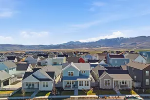 6911 W Docksider Dr, South Jordan, UT 84009 - Photo 32