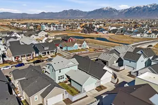 6911 W Docksider Dr, South Jordan, UT 84009 - Photo 4