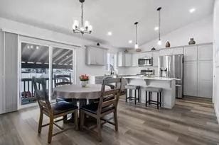 4764 N Gunsight Peak Dr, Eagle Mountain, UT 84005 - Photo 8