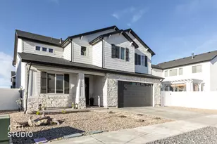 2608 W 2960 S, Syracuse, UT 84075 - Photo 2