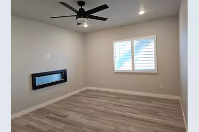 2422 S Blue Water Ln, Saratoga Springs, UT 84045 - Photo 32