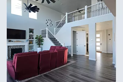 2422 S Blue Water Ln, Saratoga Springs, UT 84045 - Photo 6