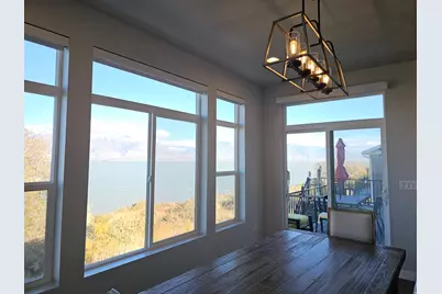 2422 S Blue Water Ln, Saratoga Springs, UT 84045 - Photo 12