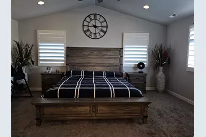 2422 S Blue Water Ln, Saratoga Springs, UT 84045 - Photo 18