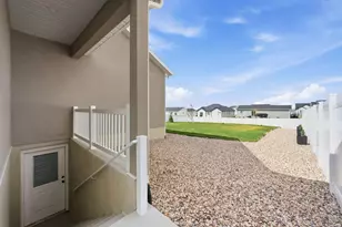 712 W 660 S, Tooele, UT 84074 - Photo 24